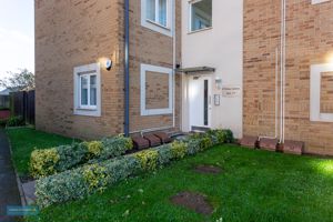 Rear- click for photo gallery